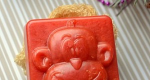 Новогоднее мыло-скраб с обезьянкой – символом 2016 года: подарок своими руками. Мастер-класс с фото