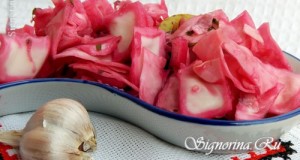 Быстрая маринованная капуста с луком и свеклой: рецепт с фото